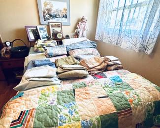 bed linens and sheets