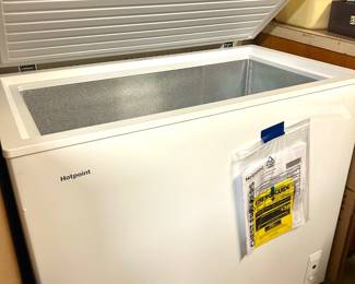 Hotpoint freezer chest 