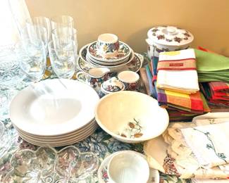 plates and glass dish