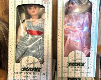 Set of Seymour Mann Wizard of 0z dolls 