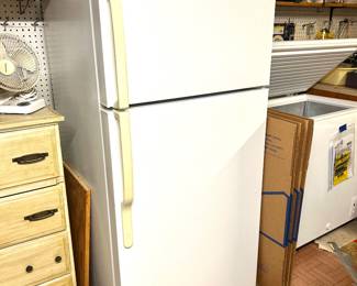 GE refrigerator 