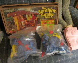 1974 Mattel "Sunshine Family Home" playset