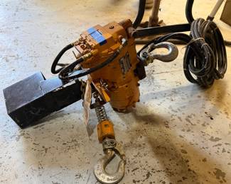 1/4 Ton Ingersol MLK250K Hoist - Pneumatic Chain Hoist