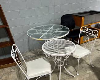 Metal Patio Table & Chairs Orlando