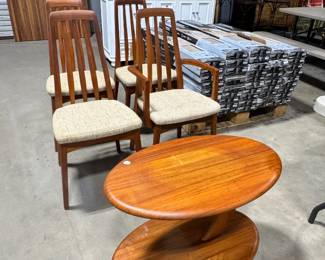 Danish Table & Chairs Orlando Estate Auction