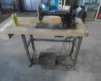 commercial Singer sewing machine