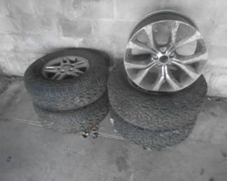 nearly new tires (fits the Jeep)