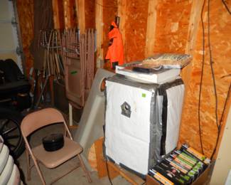 Smoker, folding chairs, (car is not for sale)