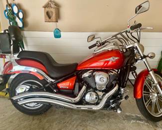 Kawasaki 900 Vulcan - 2009 23k miles