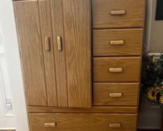 Storage cabinet with shelves and drawers