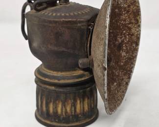 176 AntiqueJustriteBrassCarbideMinersLampWithReflector
