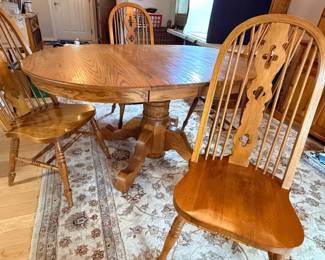 62 RoundorOvalOakDiningTable4ChairSet