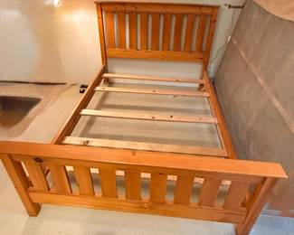 136 PineMissionStyleQueenBedFrame