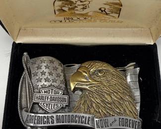 192 1988HarleyDavidsonAmericasMotorcycleNowForeverBeltBuckle