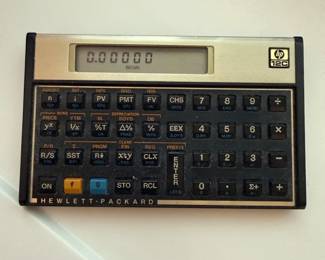 135 VintageHewlettPackard12CFinancialCalculator