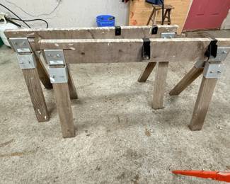 211 2SawhorsesWithAluminumConnectionSystem