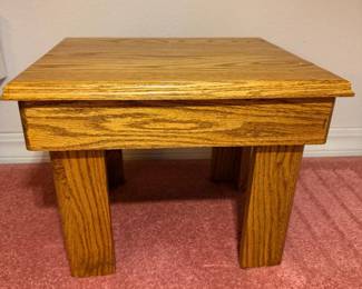 39 SolidOakPlantStandorStool