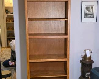 114 TraditionalStyleSolidOakBookcase