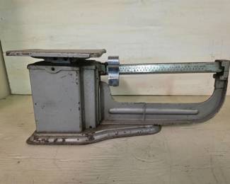 152 VintagePostalScaleManufacturedByTheTrinerScaleMfgCompany