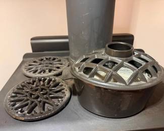 81 CastIronWoodStoveHumidifierTrivets