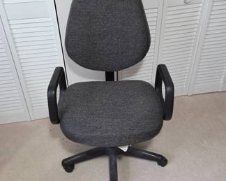 Adjustable Office Chair in Gray Fabric