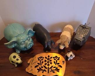 Pig Figurines and Trivet