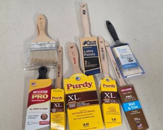 Paint Brushes and Accessories