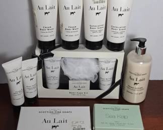 Scottish Fine Soaps Au Lait and Sea Kelp Set