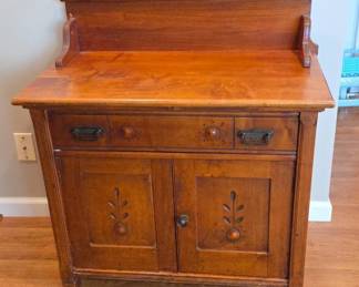 Early 1900s Wooden Washstand With Shelf