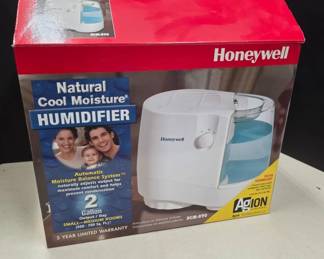 Honeywell Cool Moisture Humidifier