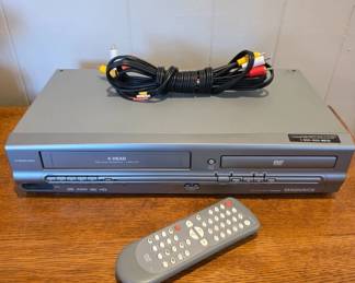 Magnavox Model MWD2205 DVD/VCR Player