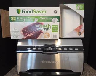 FoodSaver V3880 Bag Sealer with Accessories