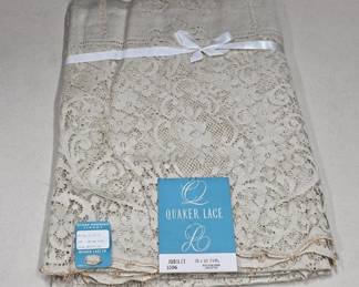 Quaker Lace Jubilee Tablecloth