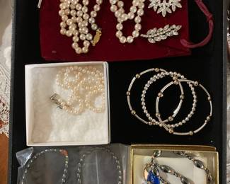 Good jewelry - pearls, hematite, rhinestones