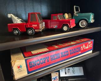 Snoopy and the Red Baron Board Game 