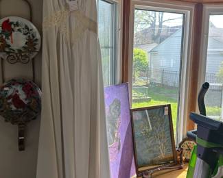 Vtg White Lace Detail Dress