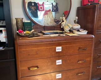 Dresser with Mirror 
