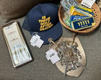 Vtg "Is There Gold After Death" Hat, Spanish Coat of Arms Souvenir Paque 