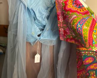 Vintage Women's Clothing 