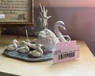 Lladro "Follow Me" Swan Figurine 