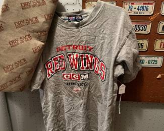 Detroit Red Wings Shirt
