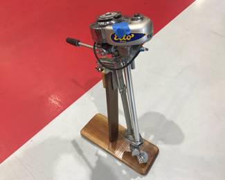 32in H x 19.25in L x 7.25in W