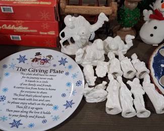 Lots of Christmas & Holiday Decor