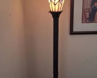 floor lamp