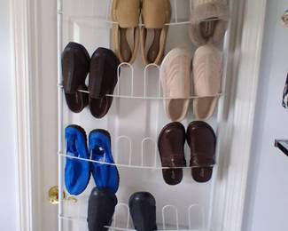 Women's shoes size 9W