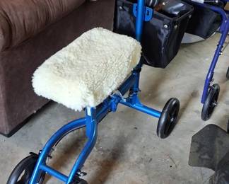 knee scooter, a mobility device used for recovery from foot, ankle, or lower leg injuries