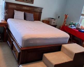 Queen bed with set of wooden pet steps with carpeted treads sold separately