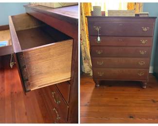 0220 Smaller of the two chests