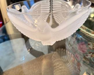 Paloma Satin Frosted Bowl by Cristal D’ Arques Durand