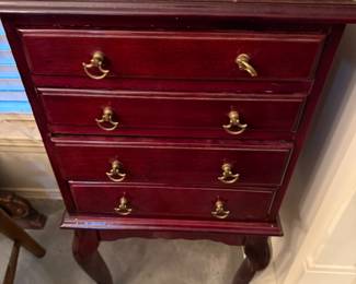 4 Drawer Chest